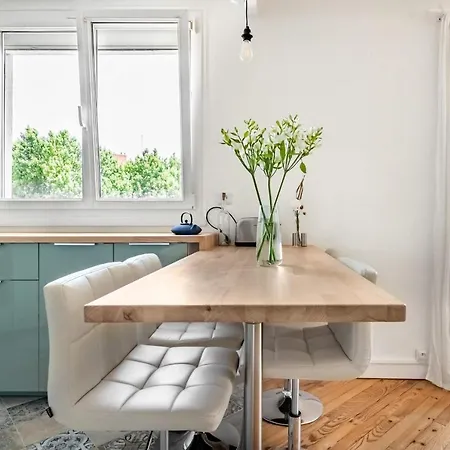 Apartment Bel Avec Garage Sur L'ile De