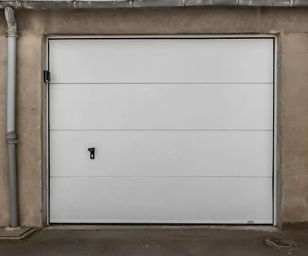 Bel Avec Garage Sur L'ile De شقة *