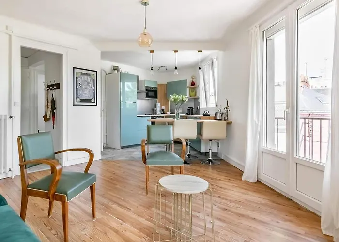 Bel Avec Garage Sur L'ile De نانت