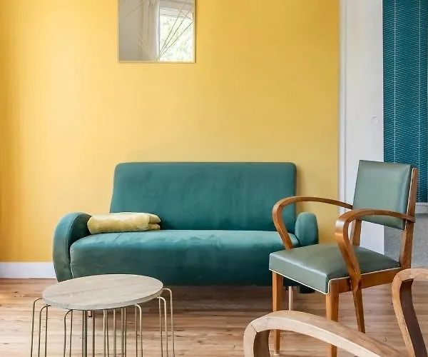 Bel Avec Garage Sur L'ile De نانت