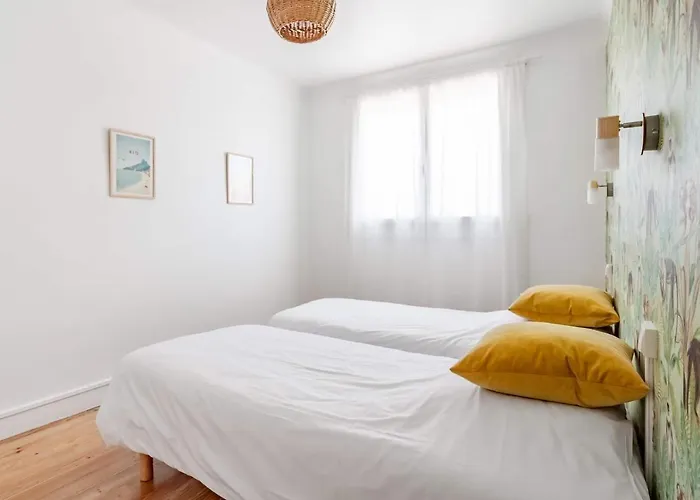 Bel Avec Garage Sur L'ile De شقة نانت