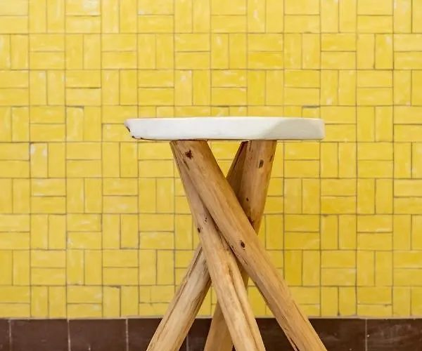 Bel Avec Garage Sur L'ile De