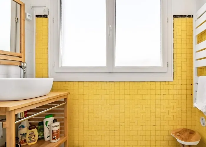 Bel Avec Garage Sur L'ile De *